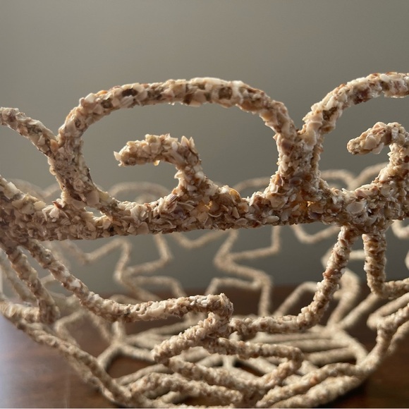 Unique Seashell Covered Decorative metal Bowl Sand Dollar Beach House gift‎ - Picture 10 of 10